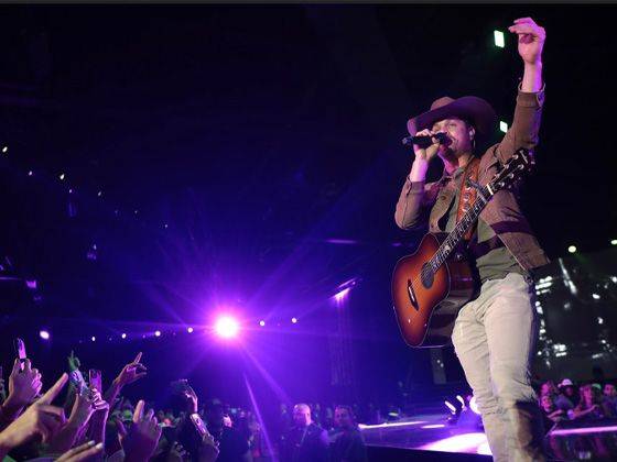 Drifters Music Festival with Dustin Lynch, Mitchell Tenpenny and many more - Sunday Pass Only